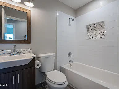1004 West Fogal Way – photo 4