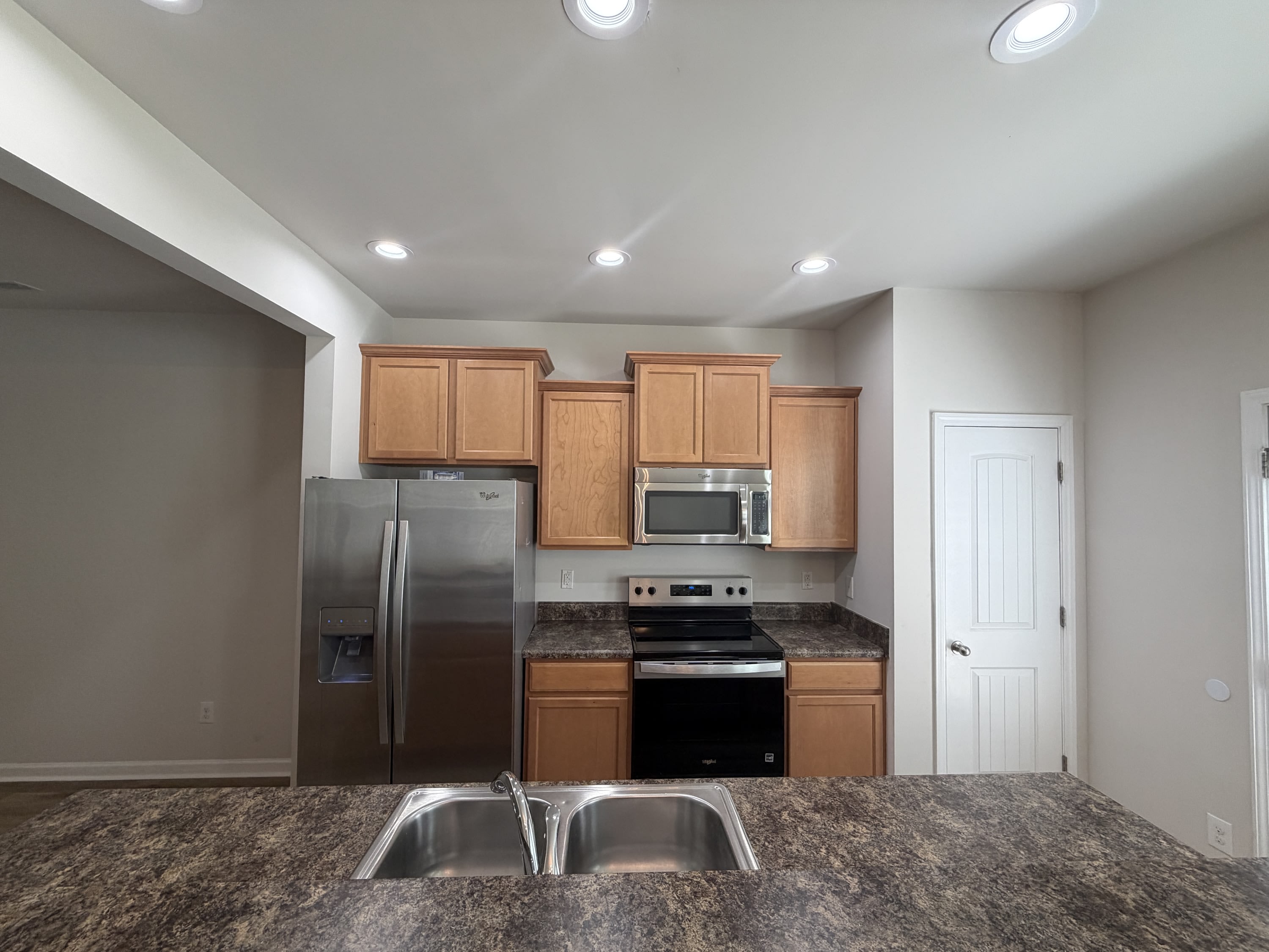 1037 Grand Ridge – photo 5