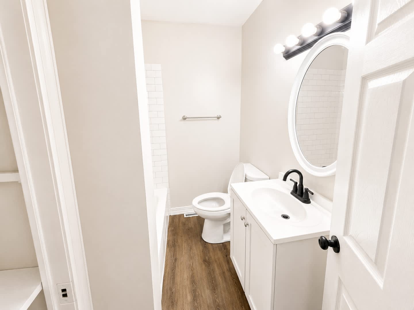 Spacious 3BR South Columbus Home with Sunroom, Full Basement, Garage, and Large Yard! – photo 5