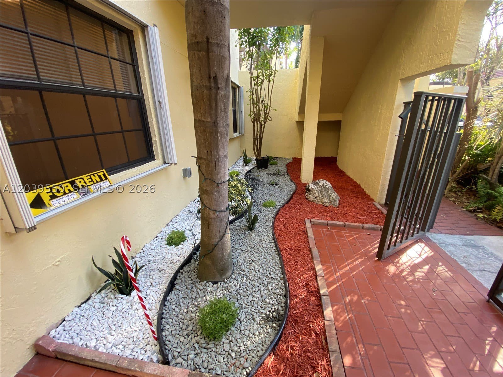 8807 SW 130th Pl – photo 4