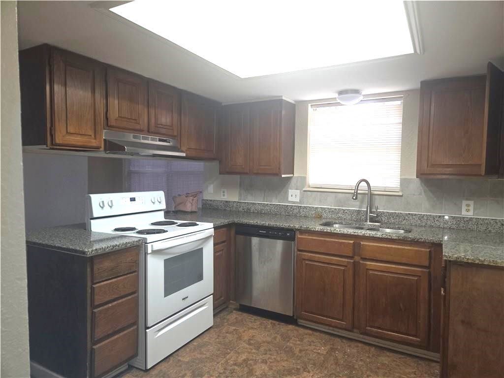 3734 Honey Creek Drive – photo 5