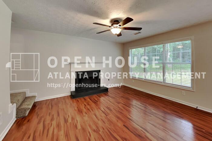 7318 Coral Lake Drive – photo 3