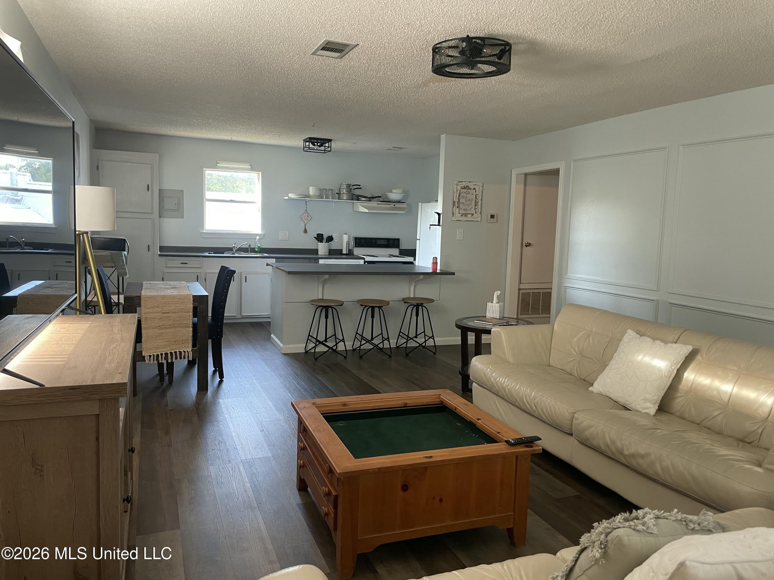 20413 Longview Road Lot Back Apartment – photo 2