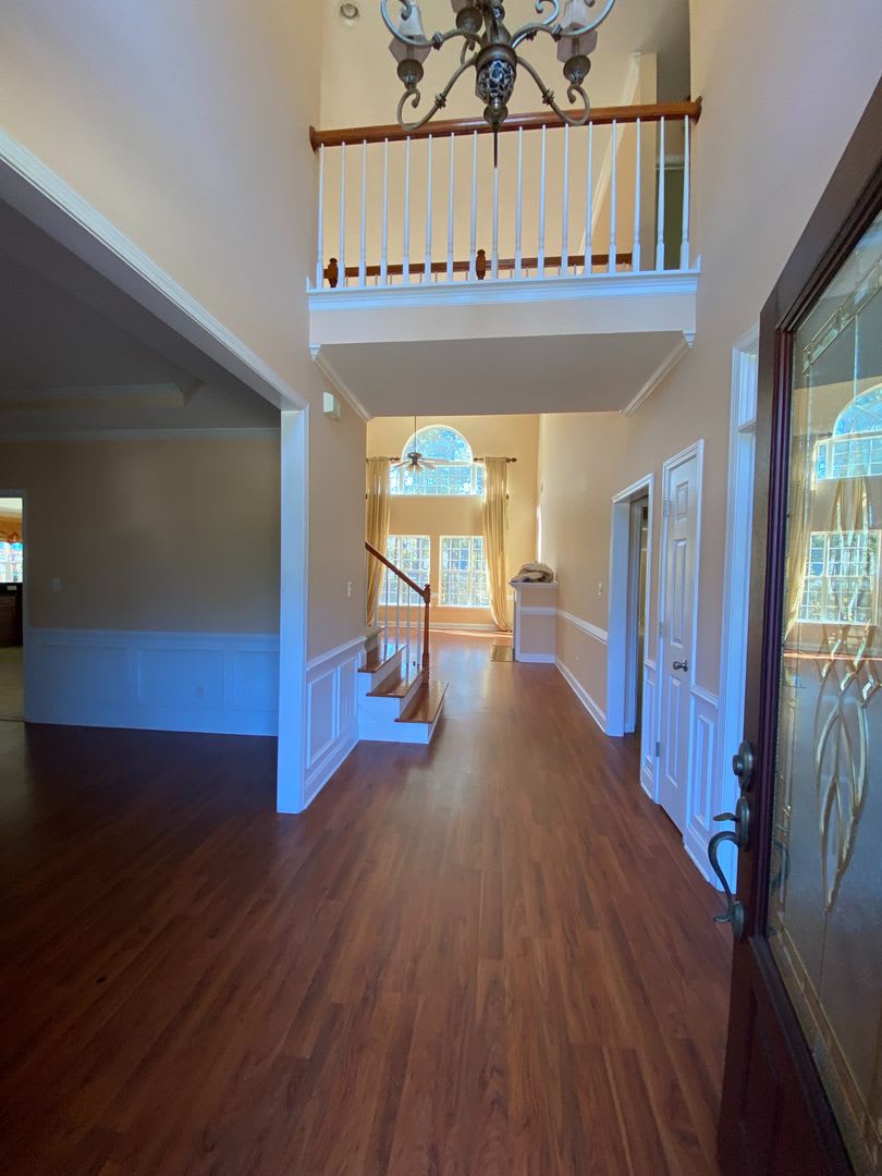 1002 Dorset Lane in the Highgrove Community – photo 2