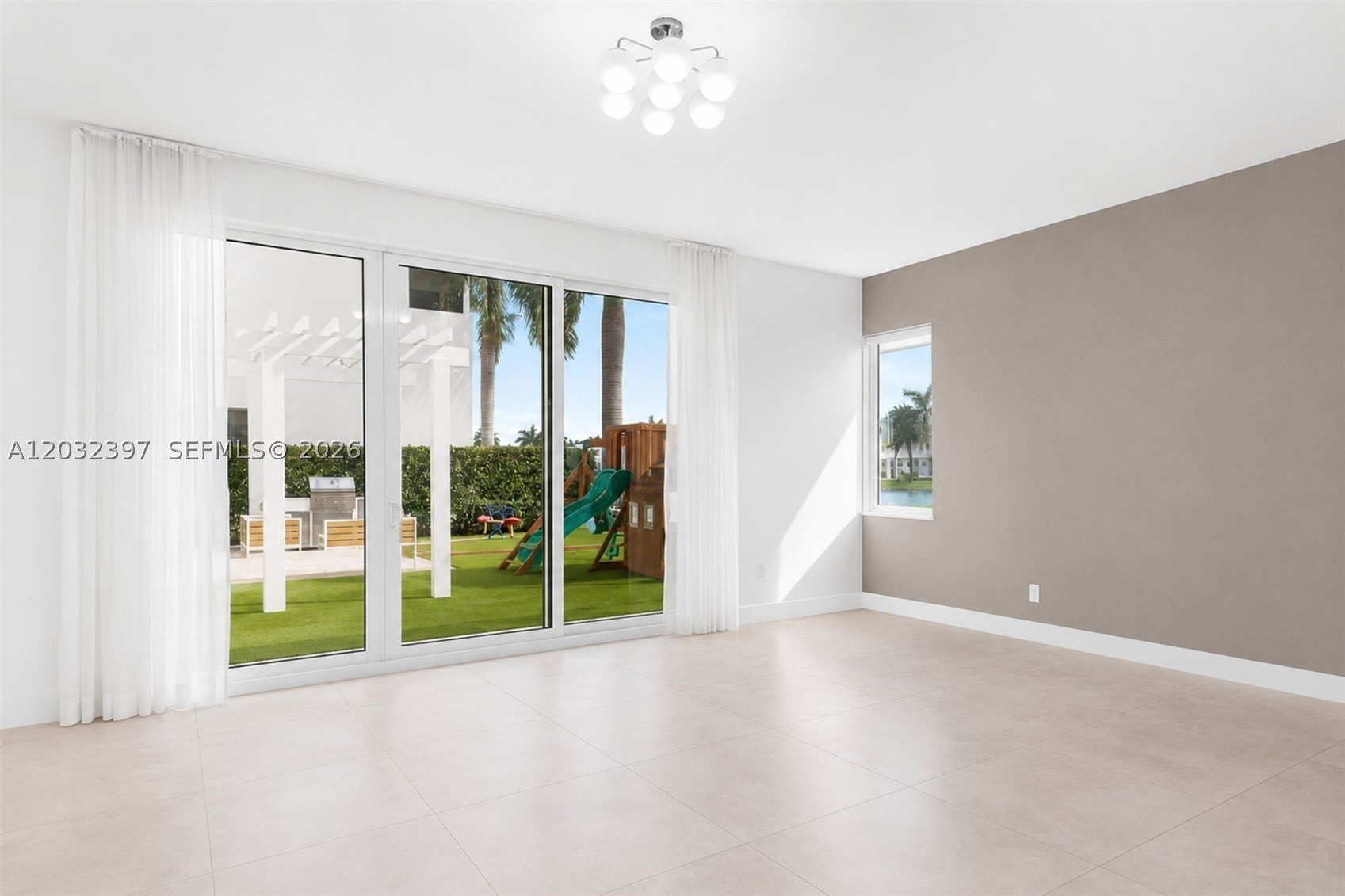 10286 NW 75th Ter – photo 5