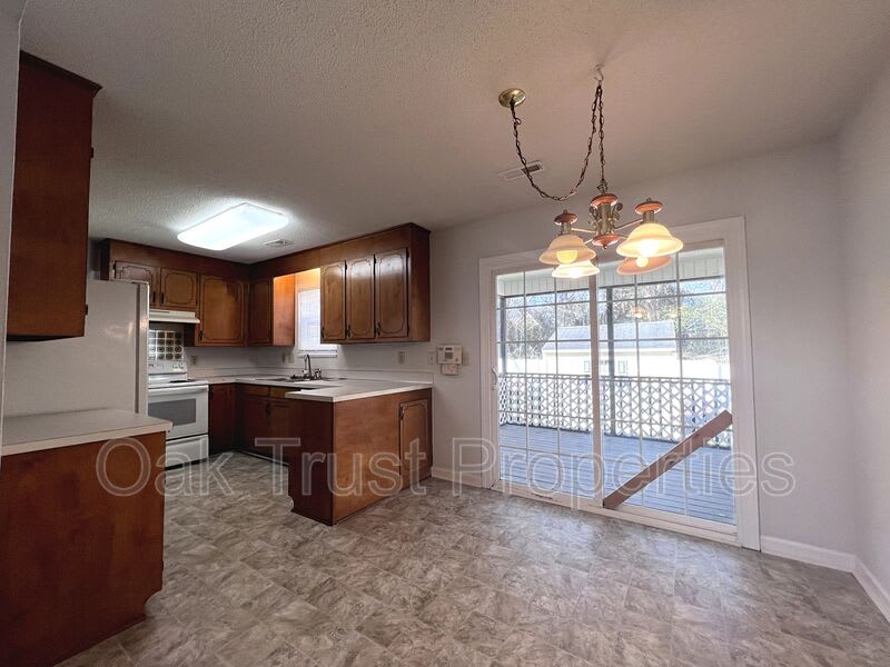 6649 Bent Creek Drive – photo 4