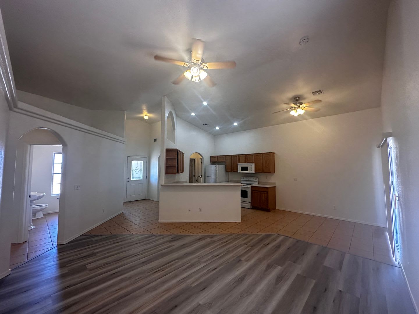 3 Bedroom 2 Bathroom Home – photo 4