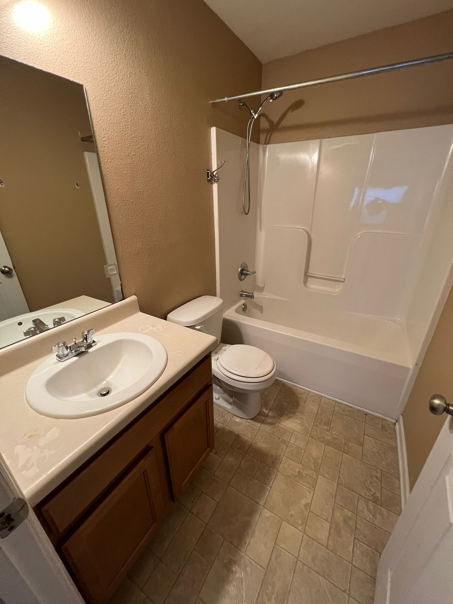 330 Kenneth Boulevard Northwest – photo 2