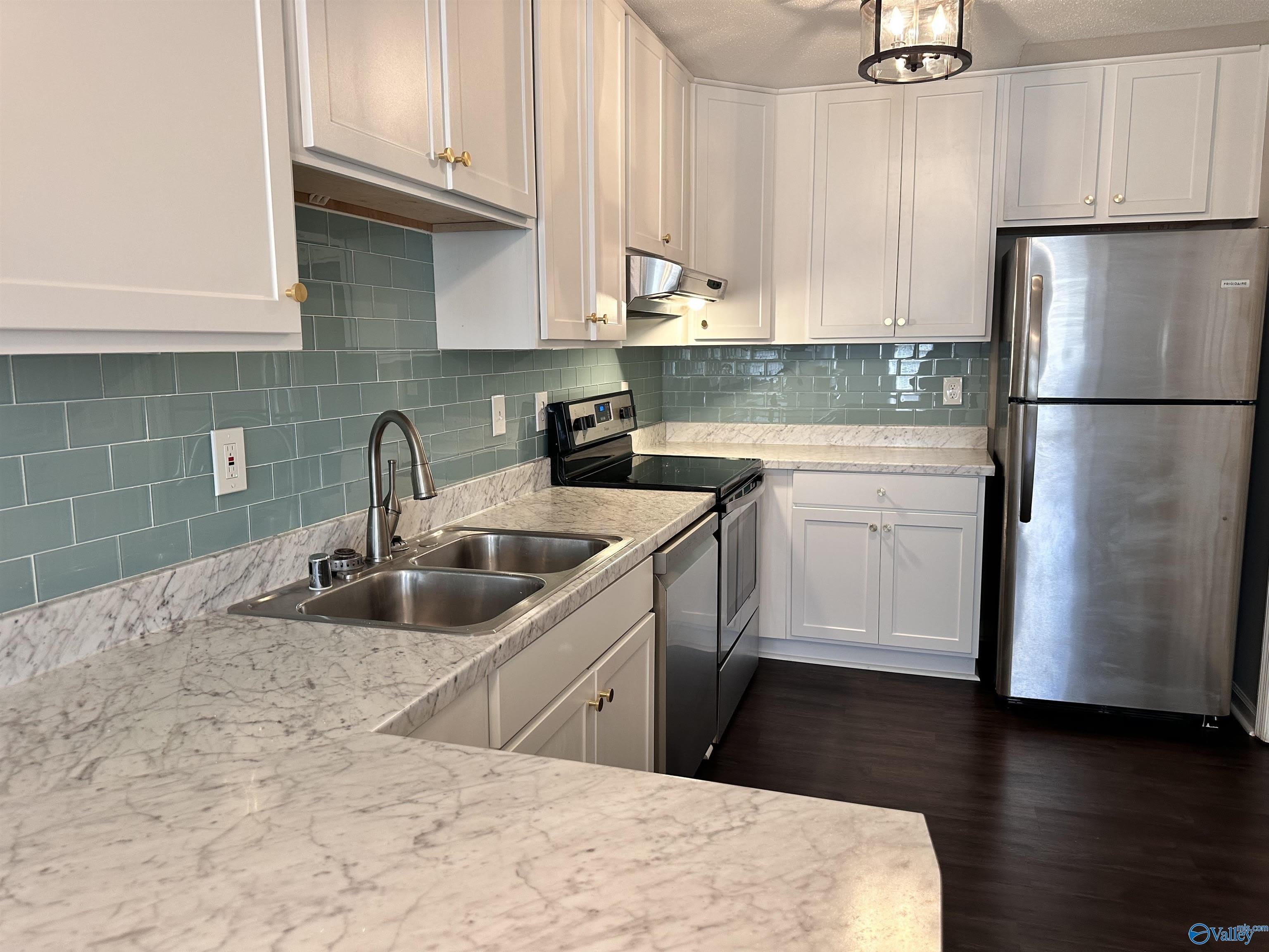 2136 Belle Grove Drive – photo 3