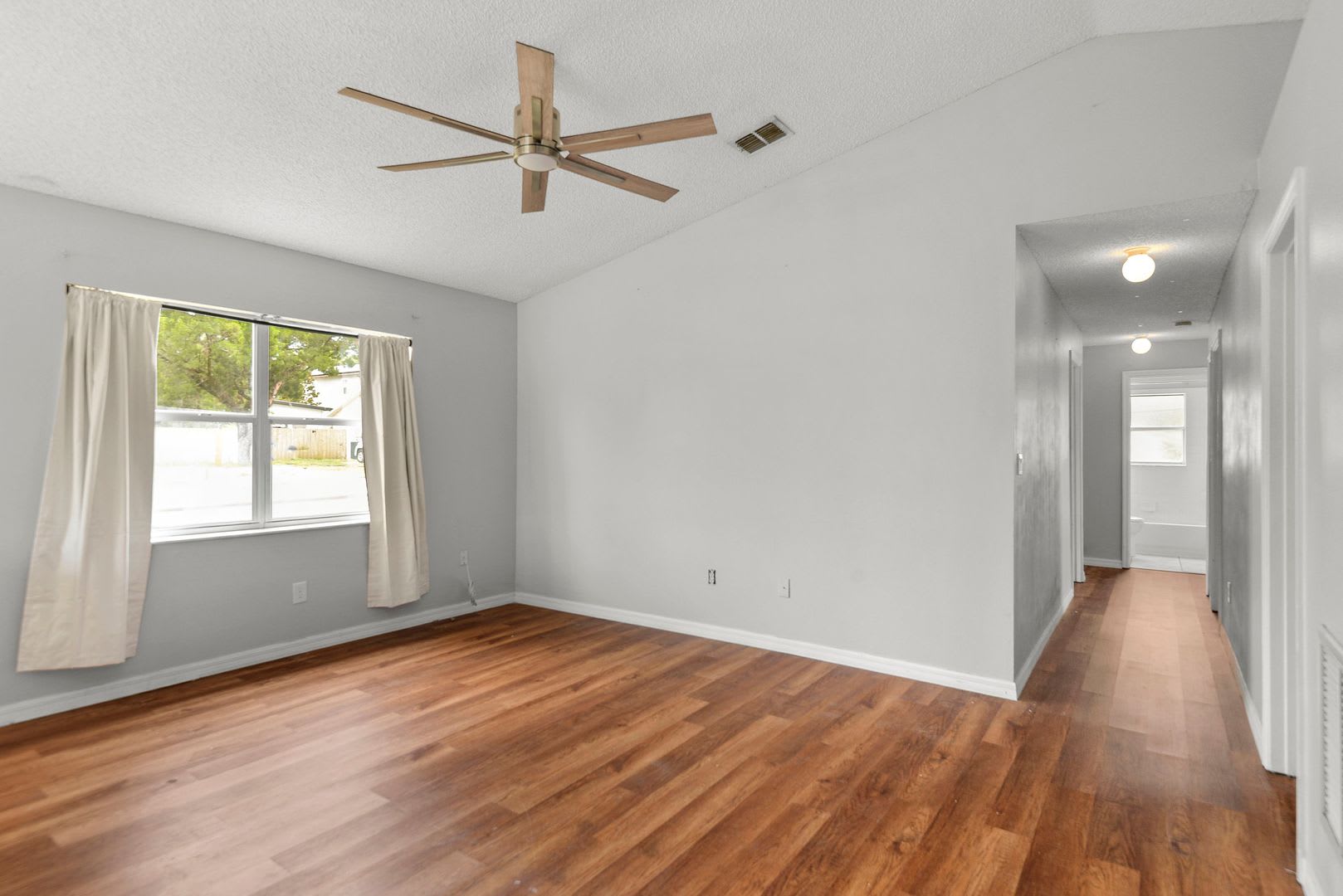 Winter Park 3 Bedroom Steps To Shopping Dining – photo 5