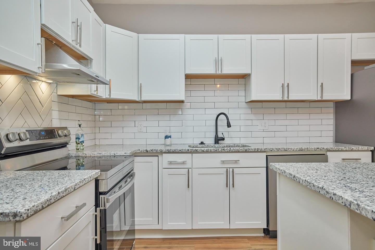 1516 OPUS Avenue – photo 4