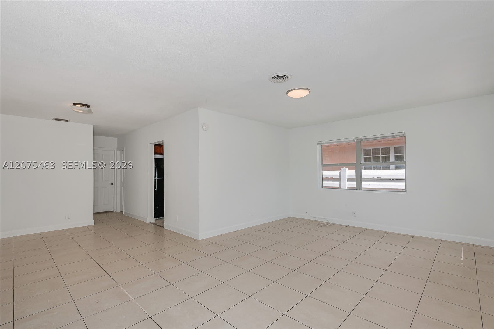 1607 NW 8th Ave – photo 3