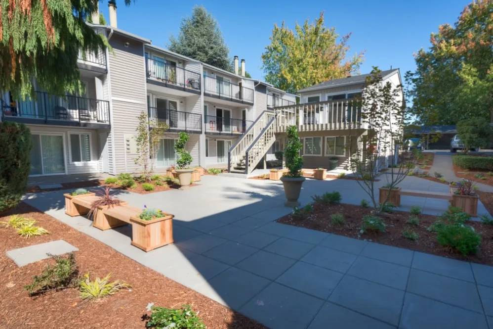 Solana Apartments – photo 3