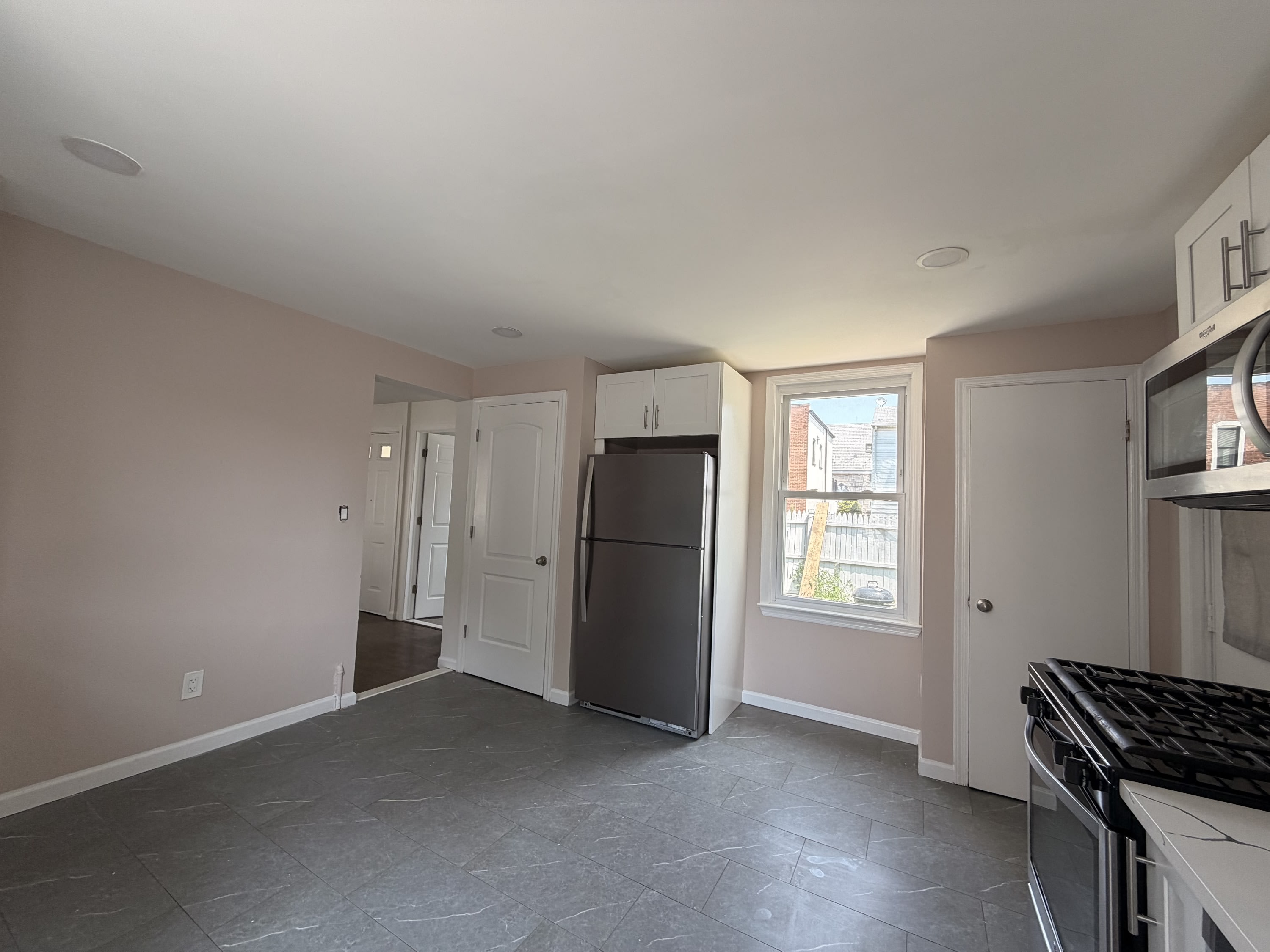 29 W. Somerset St – photo 4