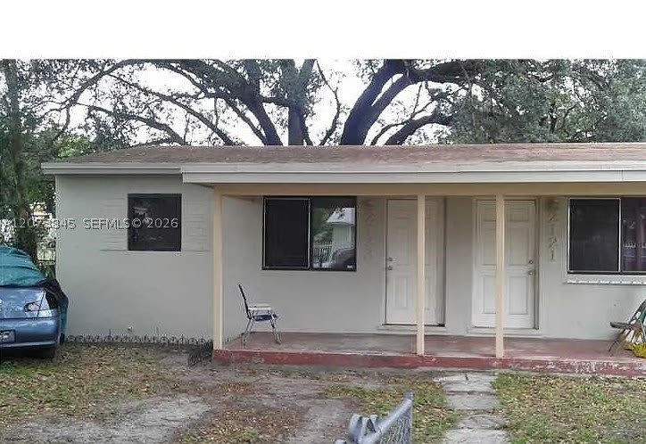 2123 Nw 93Rd St – photo 1