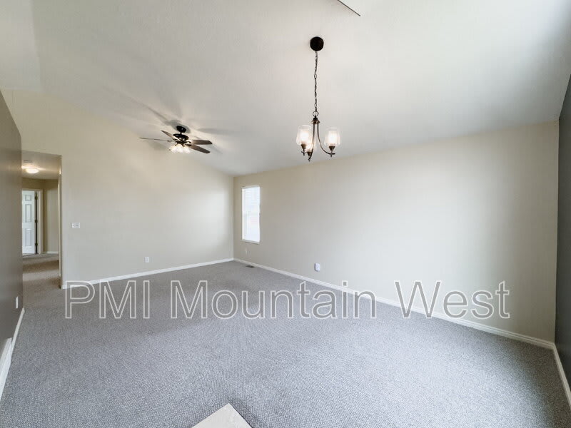 2419 W 1850 N – photo 4
