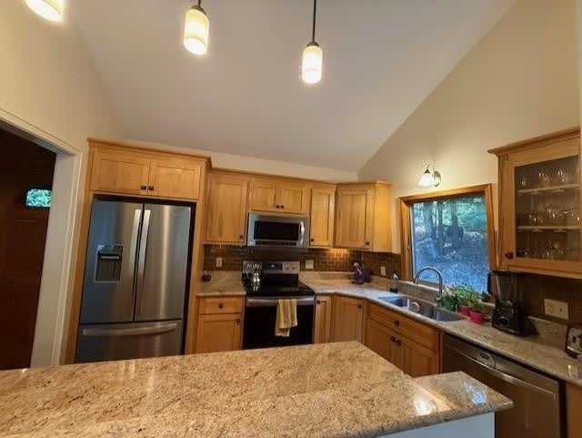 38 Pine Grove Road – photo 2