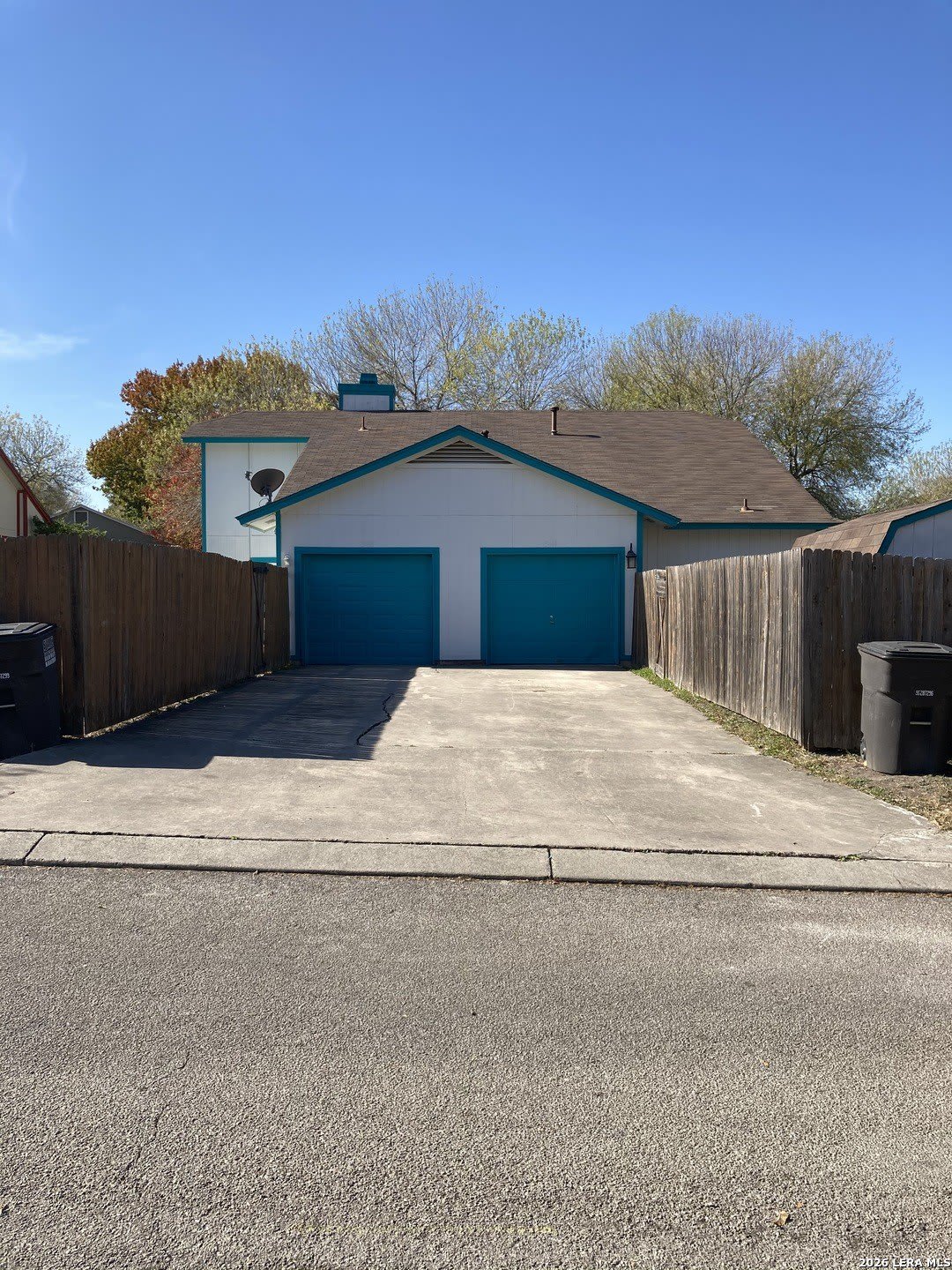 3403 RIDGE COUNTRY ST – photo 2