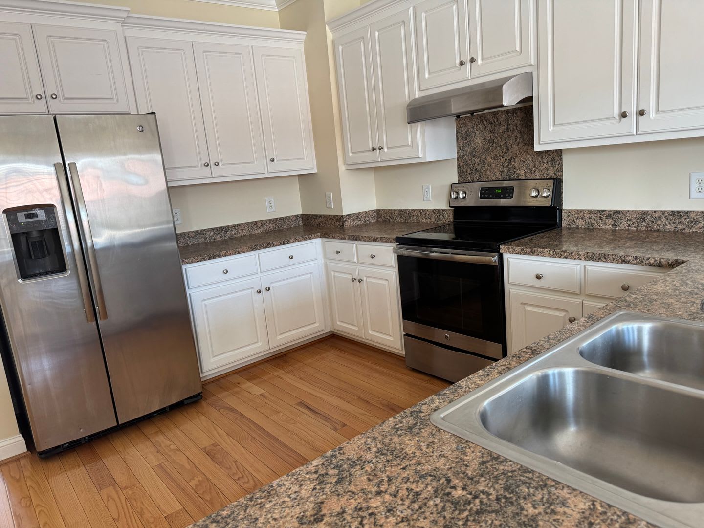 3759 Savannah Way – photo 4