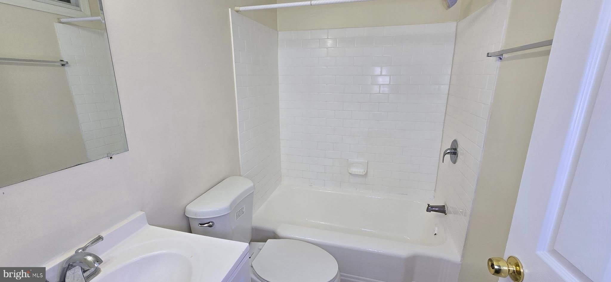 1516 F Street NE – photo 5