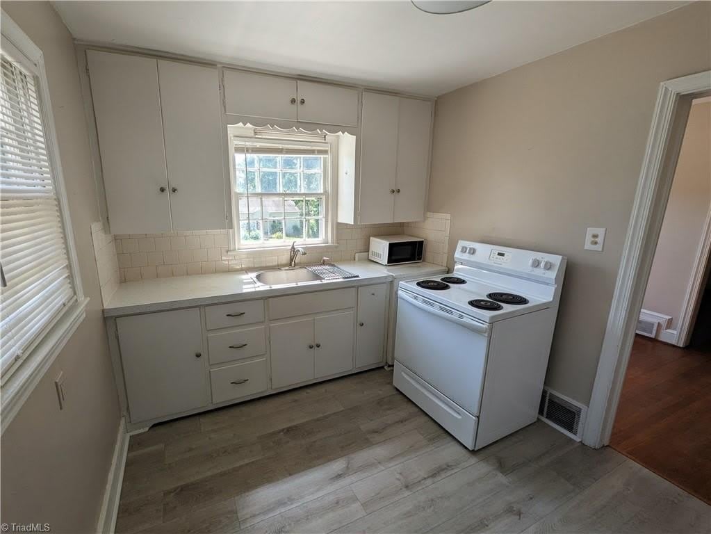 1004 Lockland Avenue – photo 3