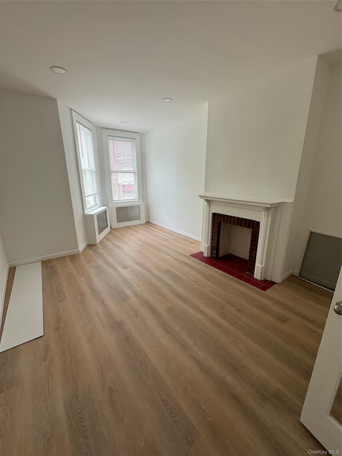 72-27 68th Street – photo 4