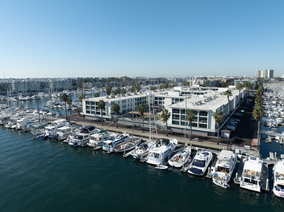Dolphin Marina – photo 4