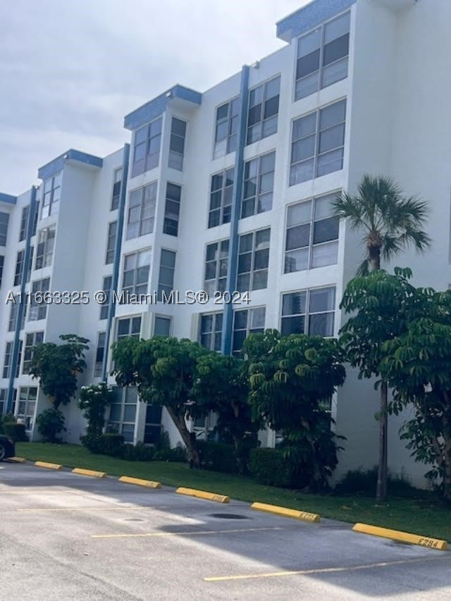 17570 Atlantic Blvd – photo 1