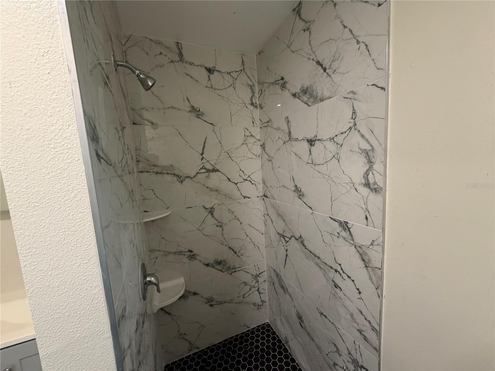 11707 North Drive – photo 5