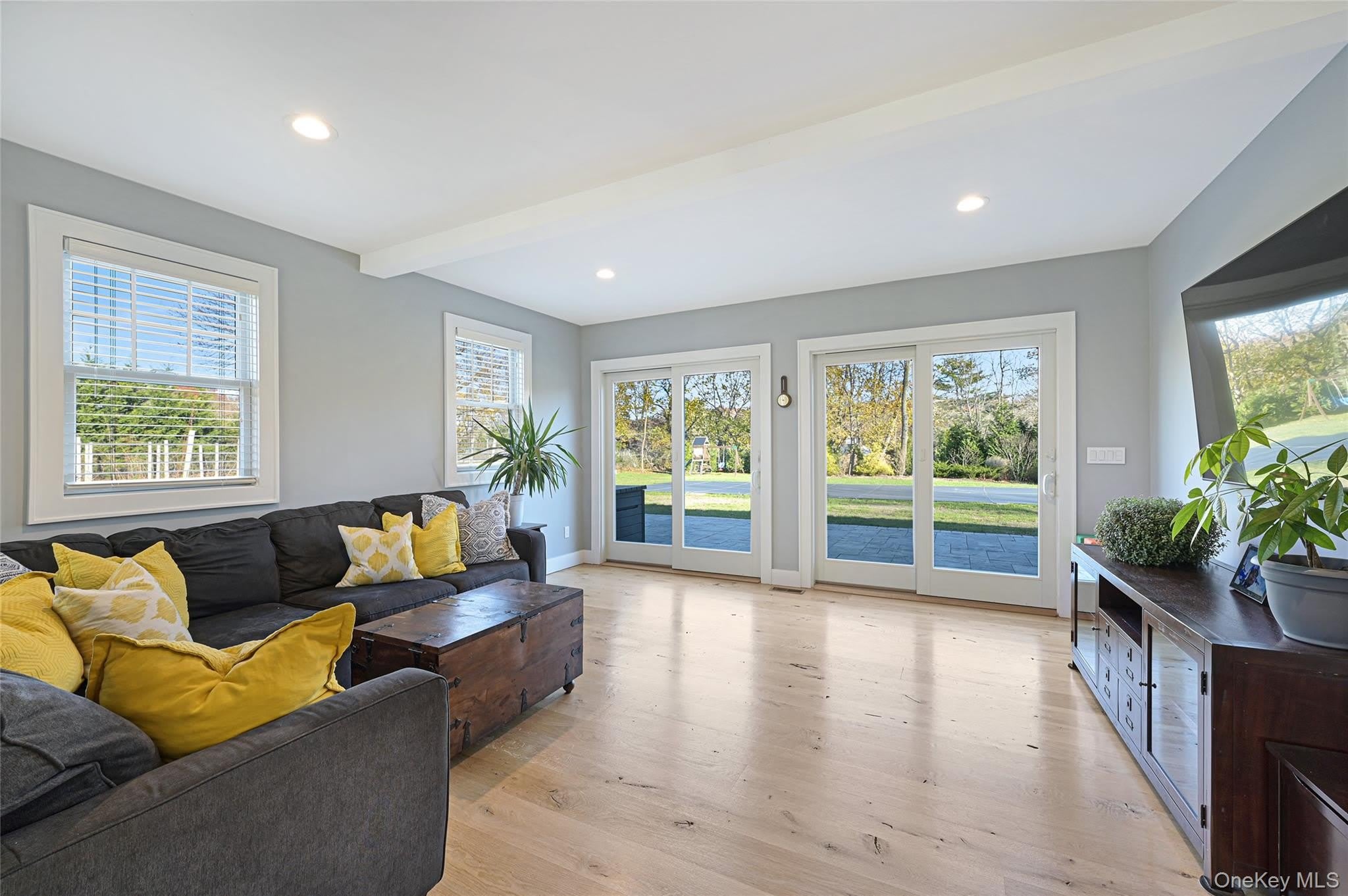 148 Montauk Highway – photo 3