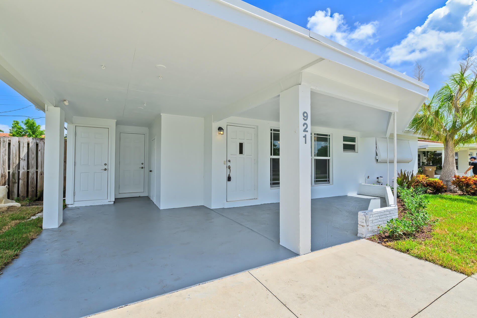921 SE 15th Court – photo 4