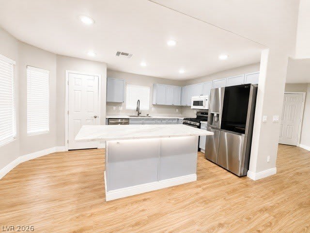 573 ASPEN LEAF Street – photo 5