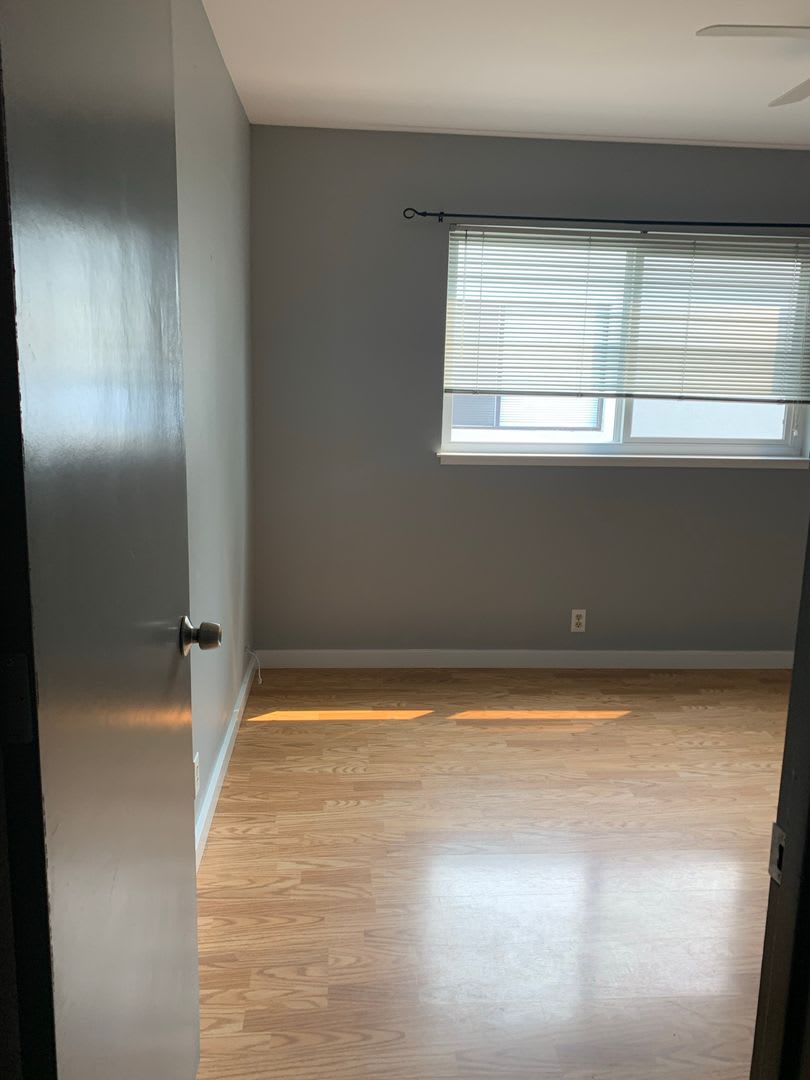 Chico-Townhouse for Rent. 2 bedroom 1 bath, upstairs, carport, inside laundy hookups – photo 2