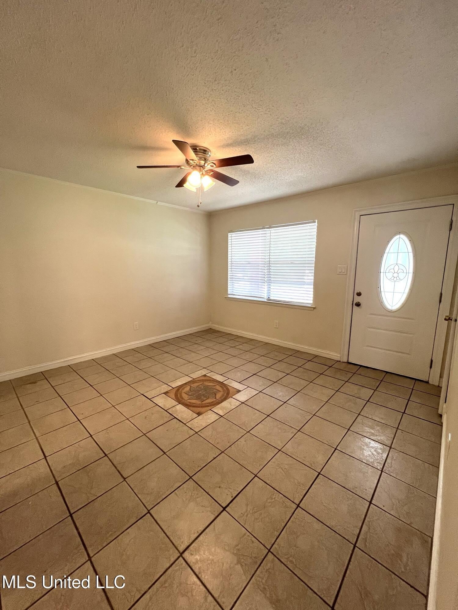 103 Ralph Drive – photo 3