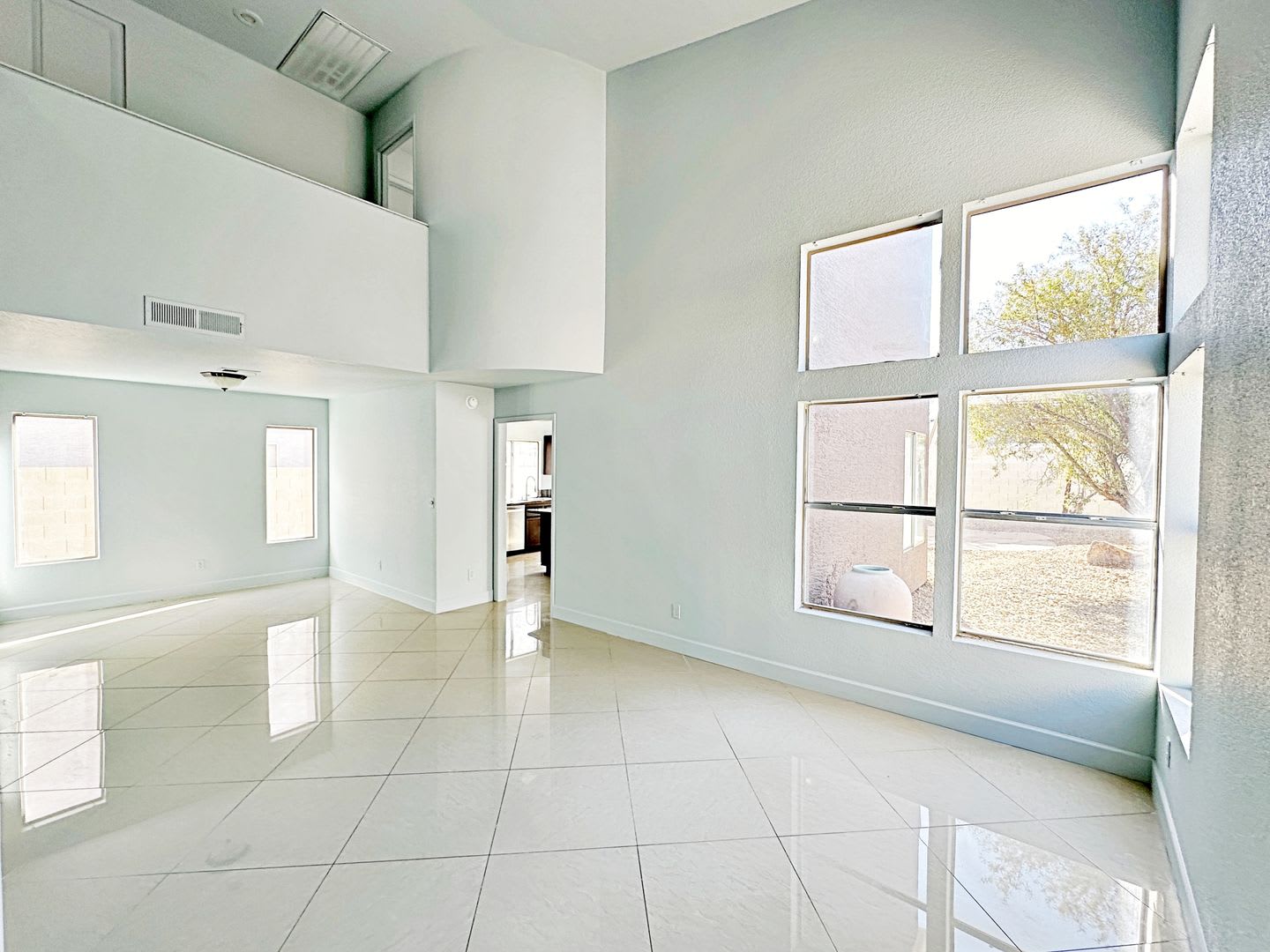 3 BEDROOM 2.5 BATH HOME IN PARADISE WITH SOLAR – photo 4