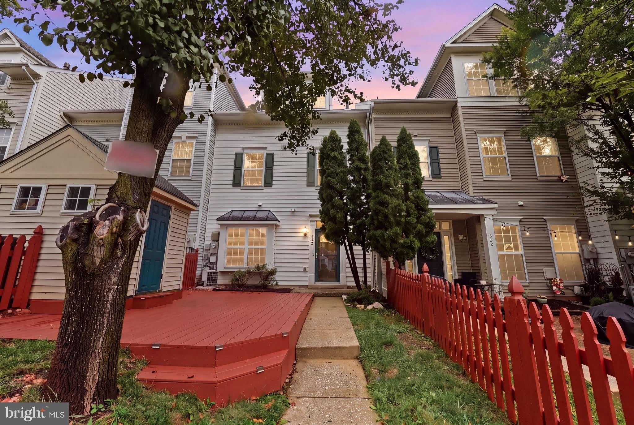 832 ESTUARY Drive – photo 1