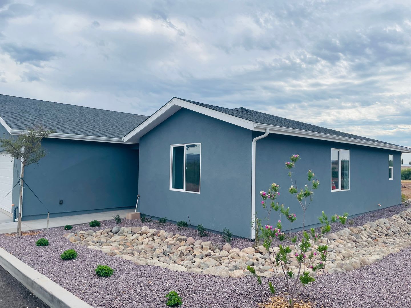 17 N. Alamos Drive Cottonwood One-Time Leasing – photo 2