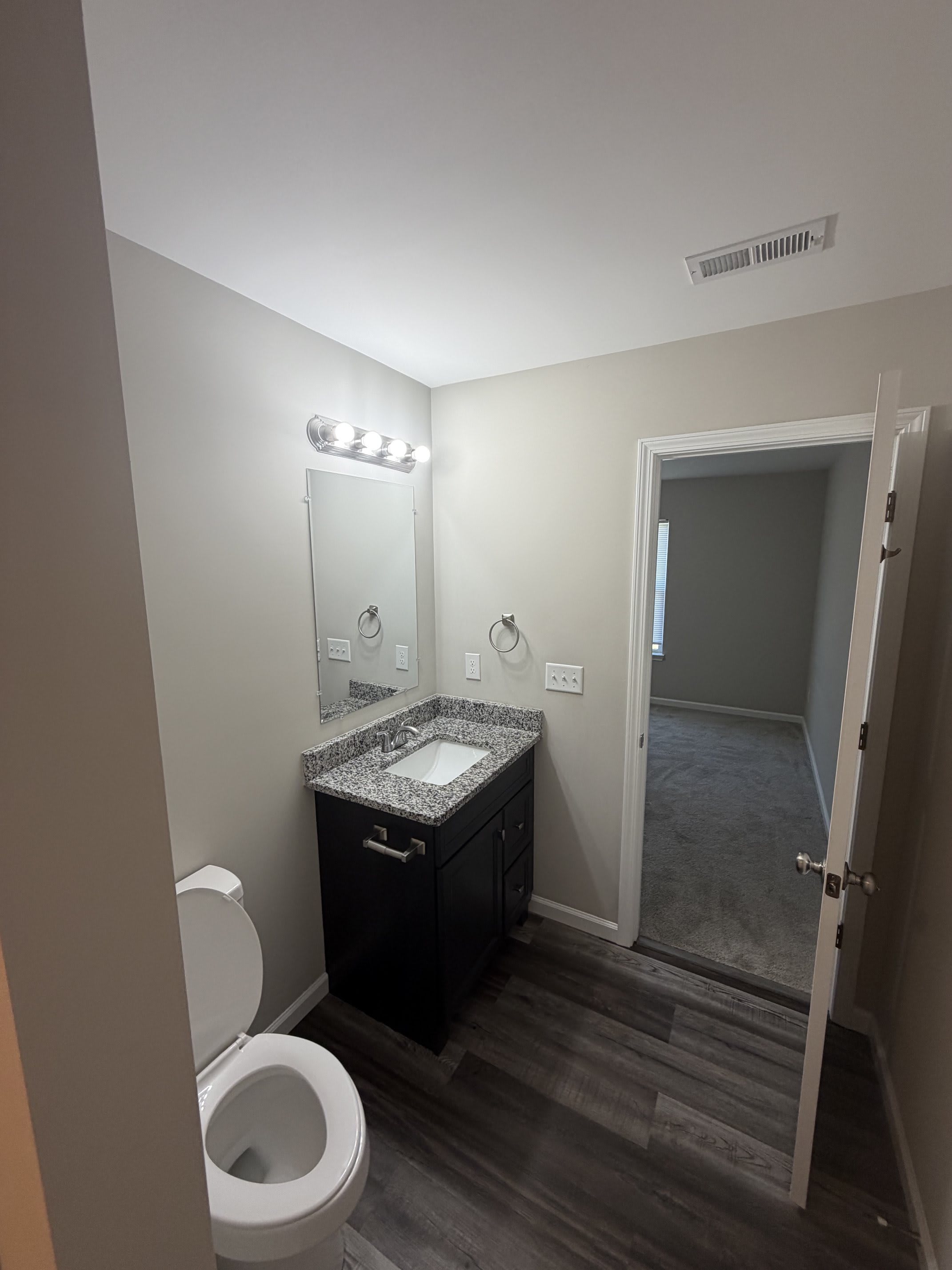 1647 Nazareth Road – photo 5