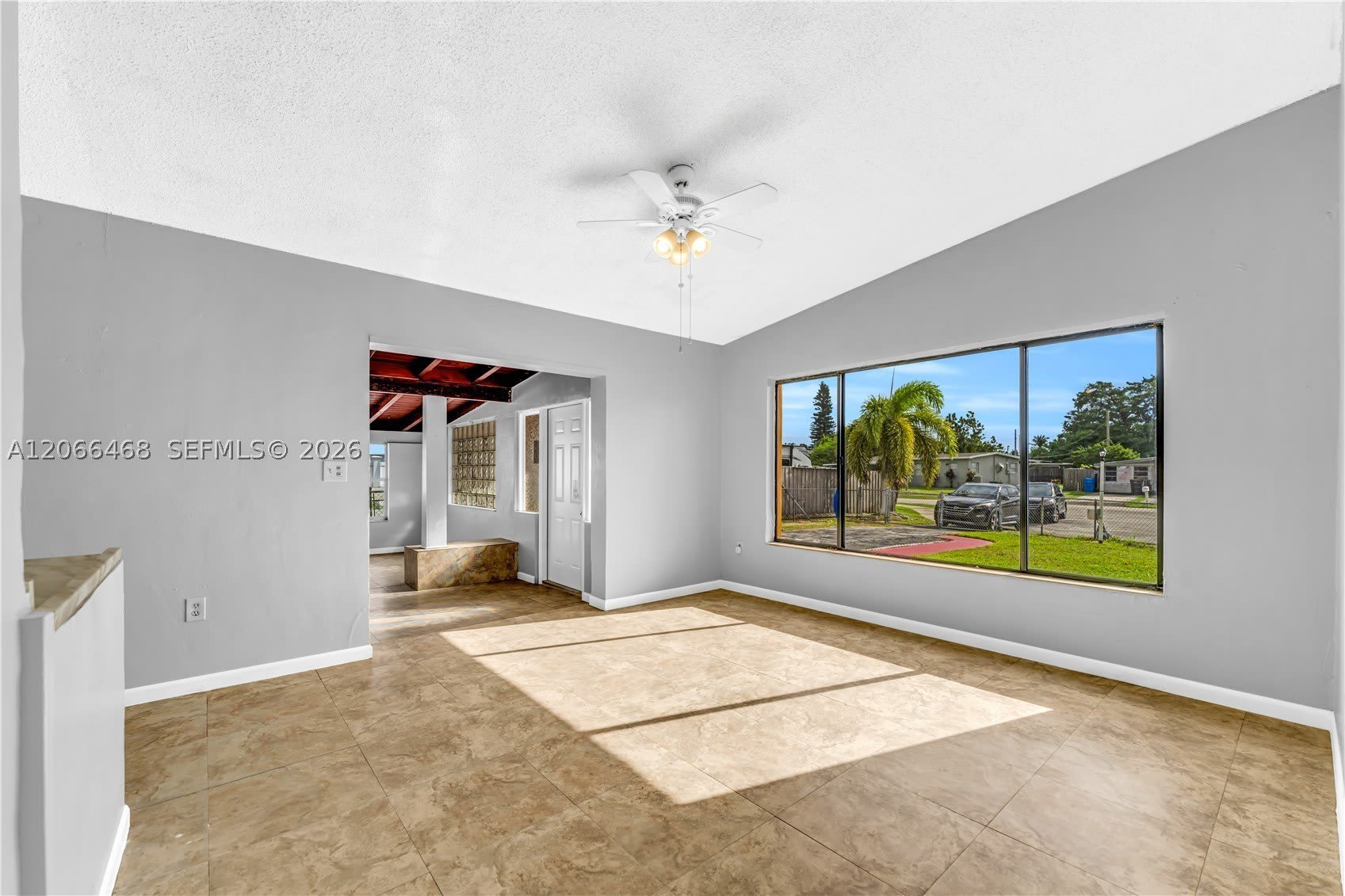 4220 Sw 36Th St – photo 5