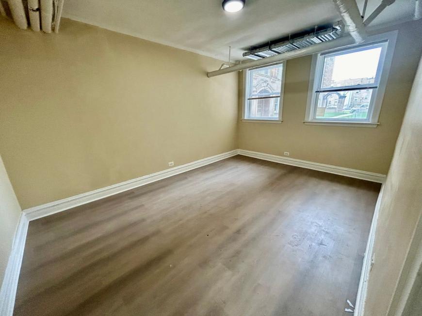 4049 West School St – photo 5