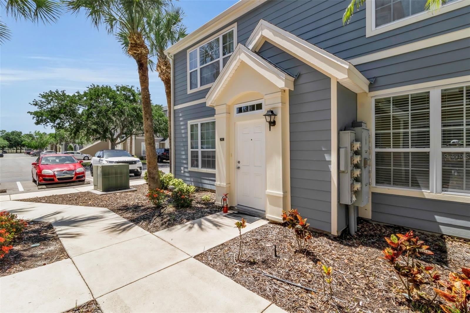 5541 Rosehill Road – photo 2