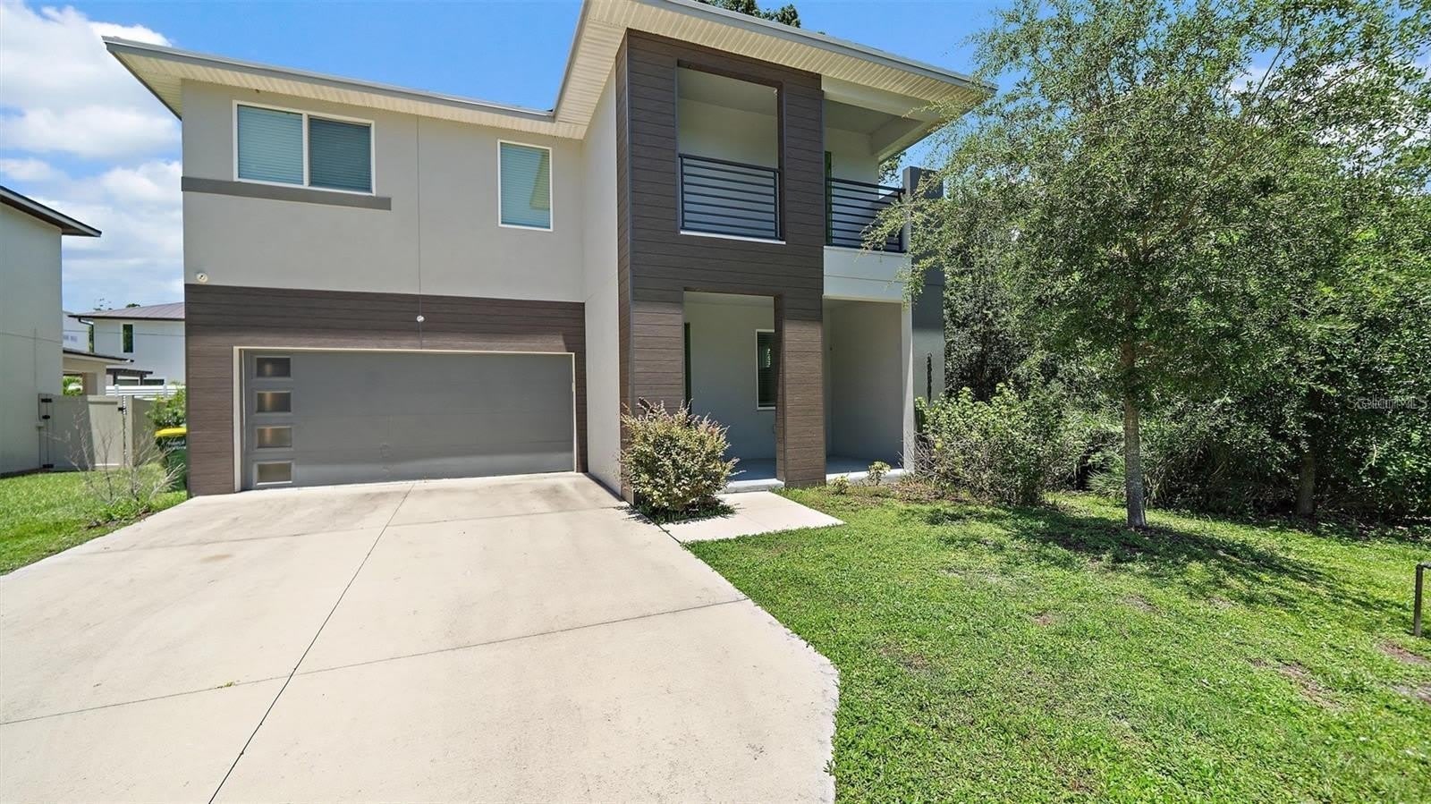 2587 TEMPLE Street – photo 1