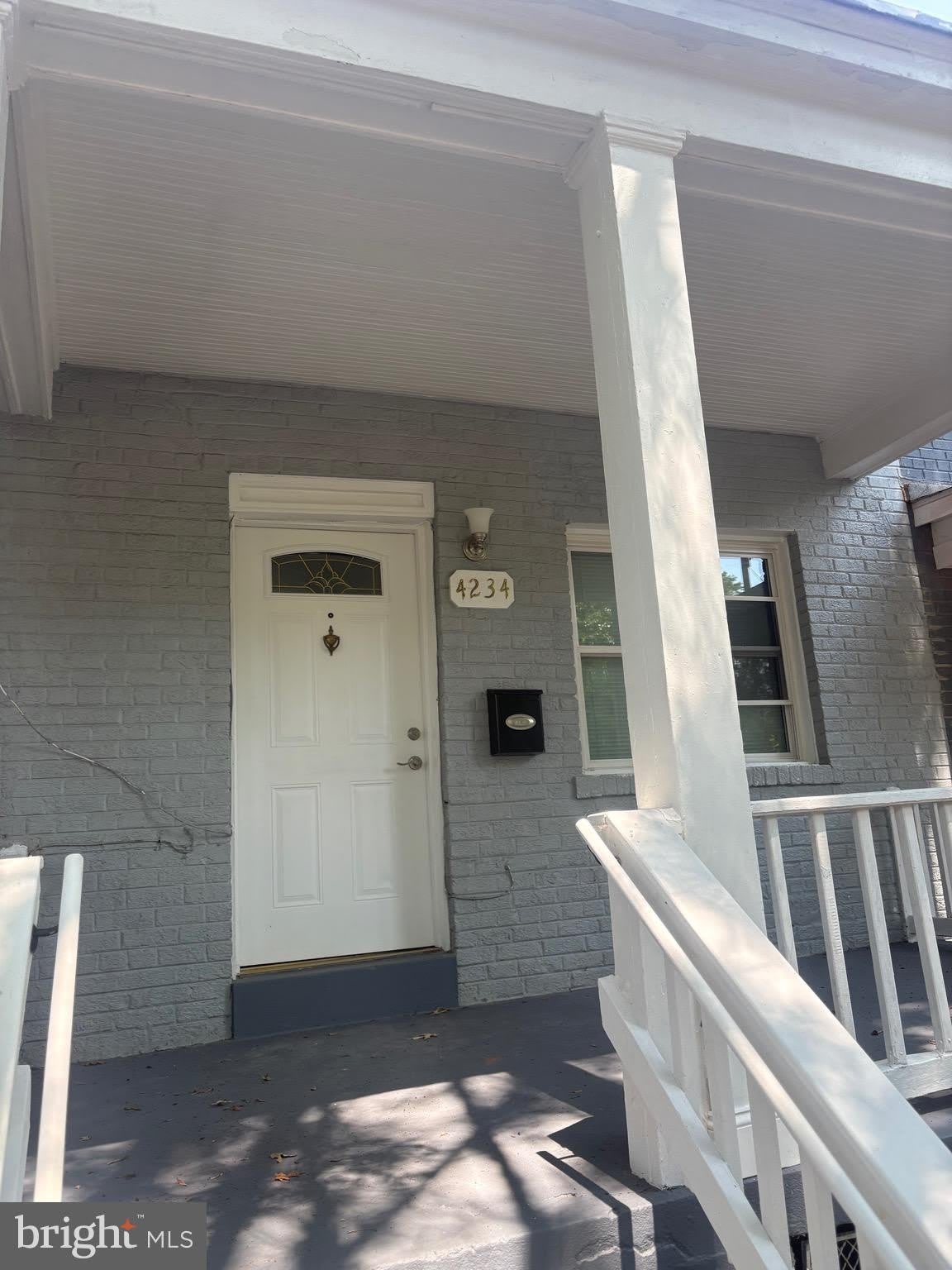 4234 Gault 4234 Place Ne – photo 3