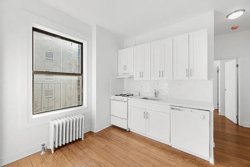 619 East 5th Street – photo 2