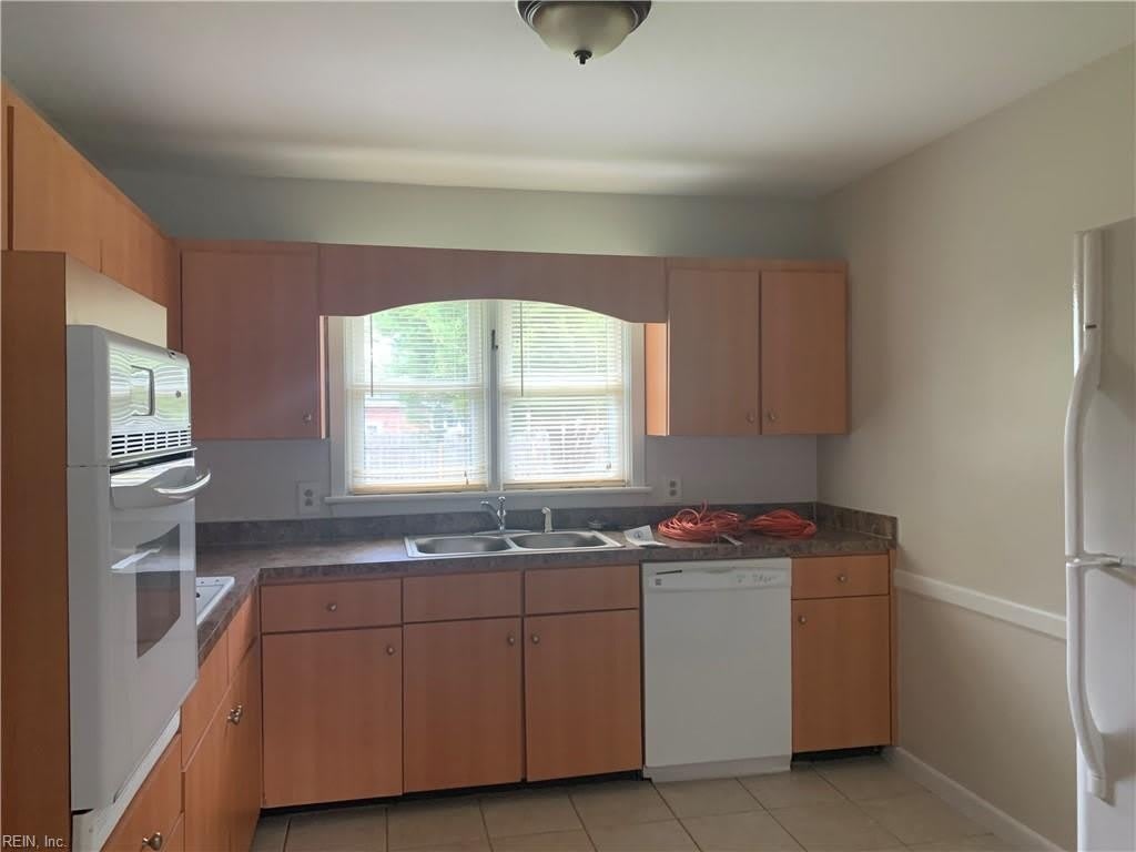 1420 Dermott Avenue – photo 5