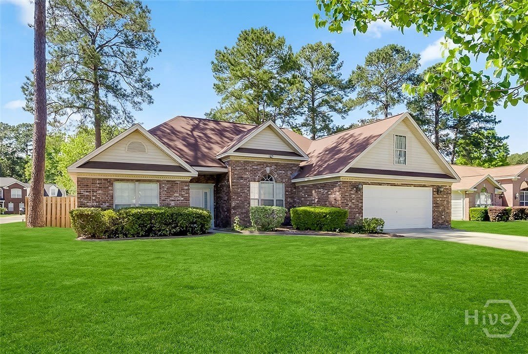 108 Village Lake Drive – photo 2