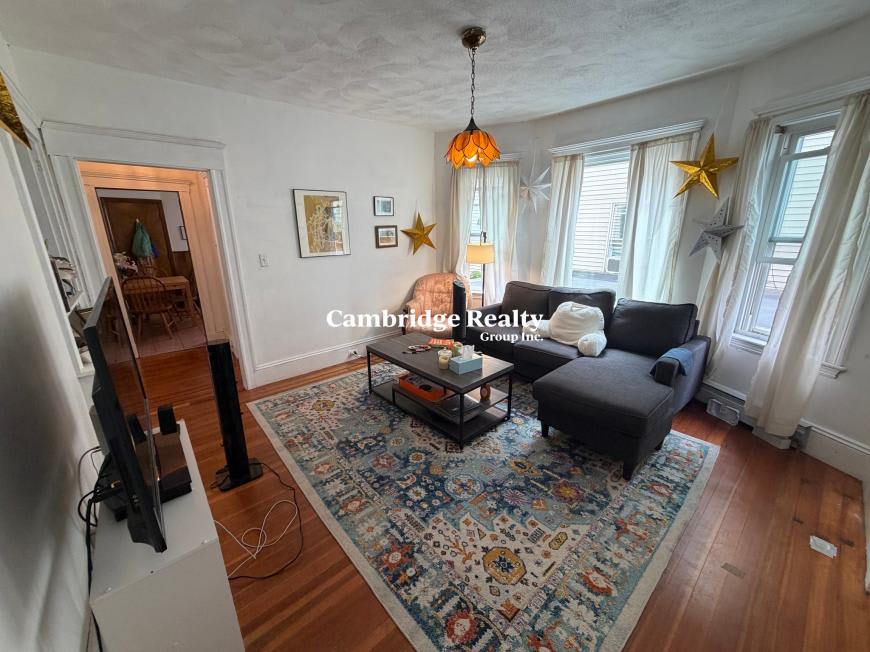 102 West Adams St. – photo 3