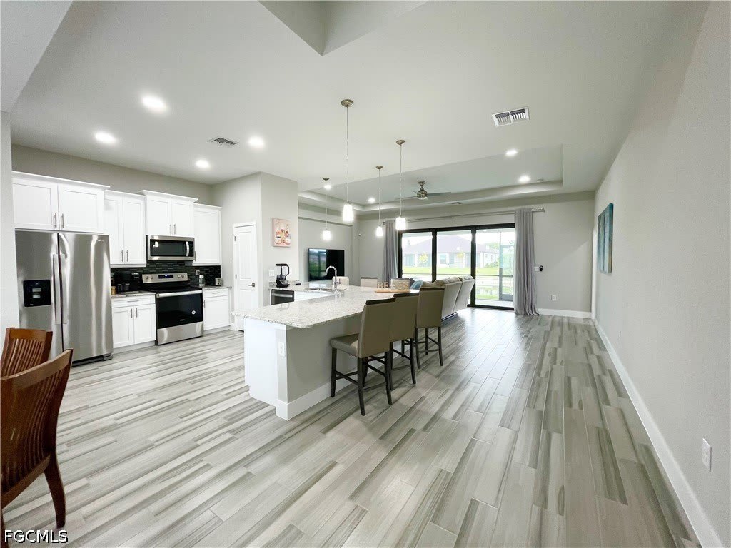 812 SW 8th Place – photo 1