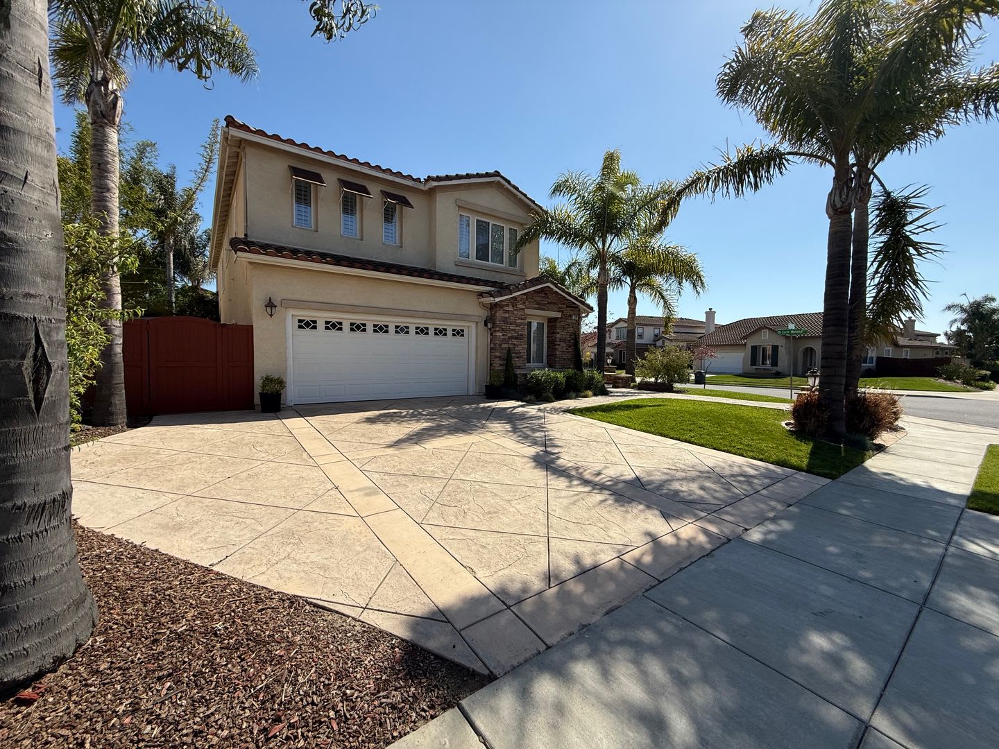 Desirable Camarillo home in the Pitts Ranch Neighborhood – photo 2