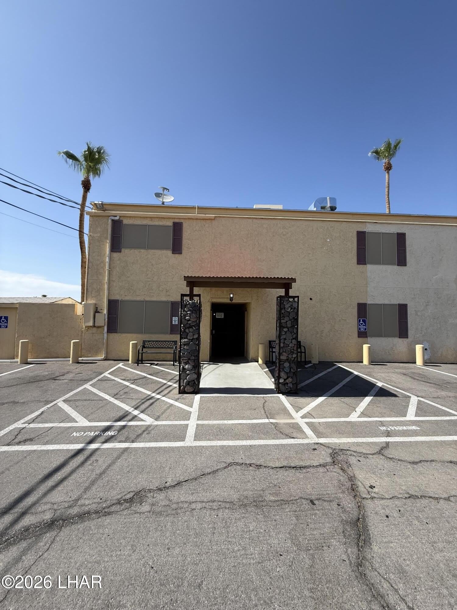 2100 Swanson Ave – photo 2